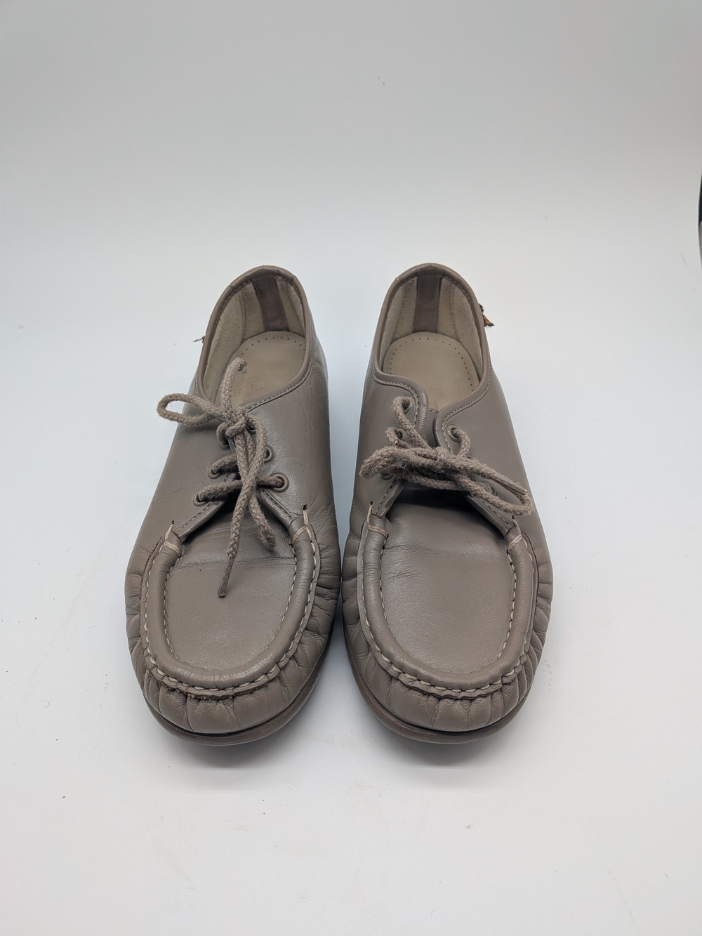 SAS Siesta Women’s Comfort Shoes Slip-On Size 7.5? Black Leather 10" Outsole